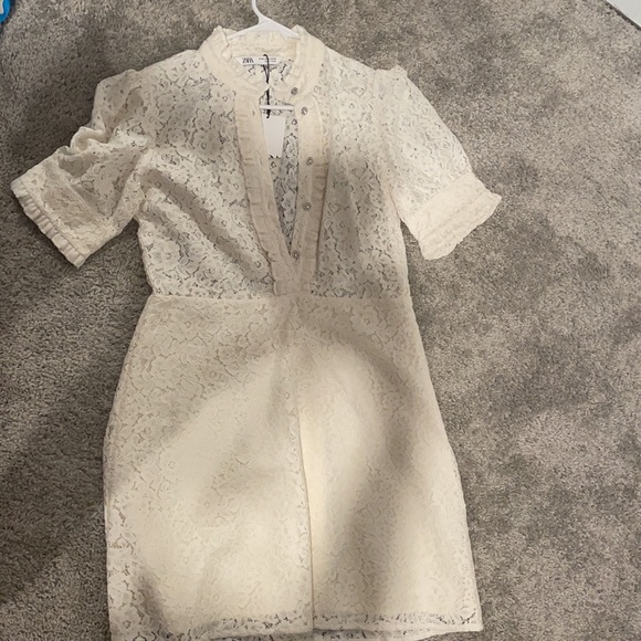 Dress - Picture 2 of 4